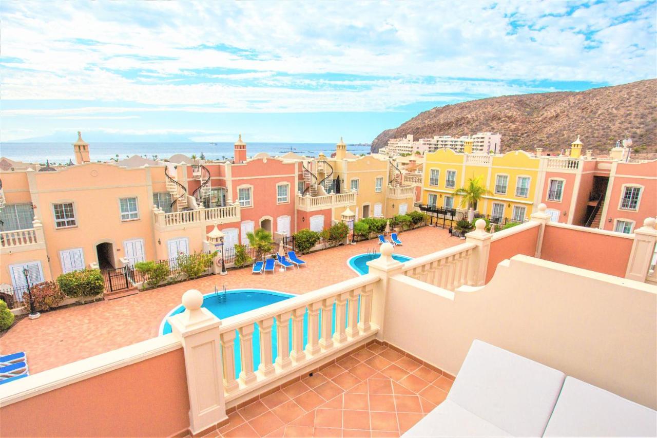 Luxury Duplex Apartment With Beautiful Sea Views بالم مار المظهر الخارجي الصورة