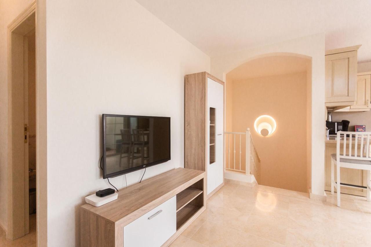 Luxury Duplex Apartment With Beautiful Sea Views بالم مار المظهر الخارجي الصورة